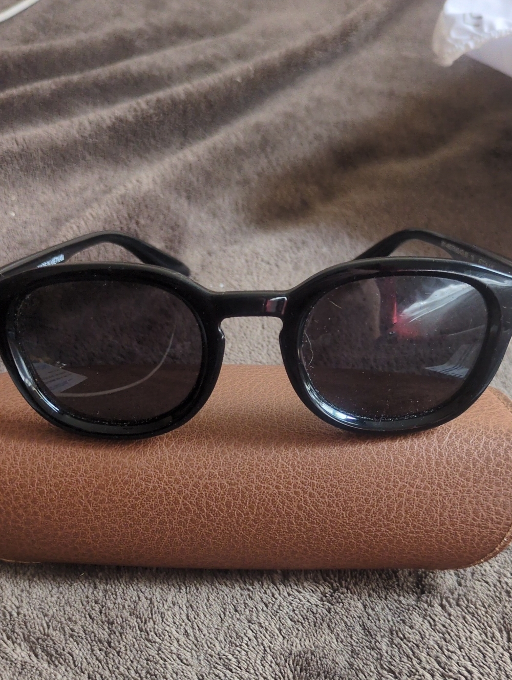Uniqlo Black Round Women's Sunglasses